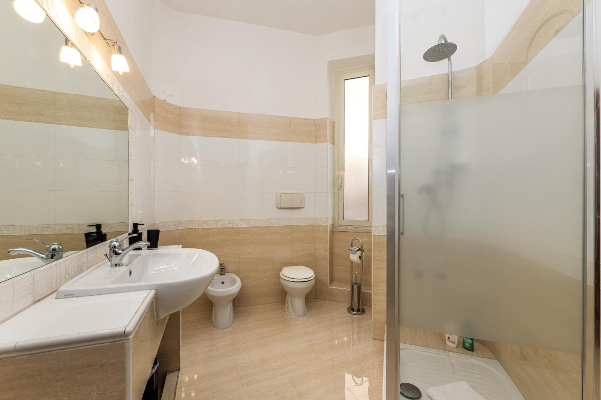 Magenta Tiburtino Apartment Rom